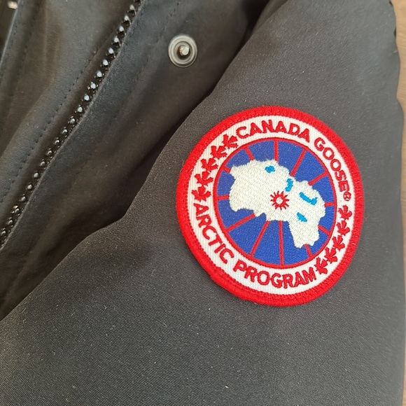 Canada goose Trillium Parka - Picture 7 of 13